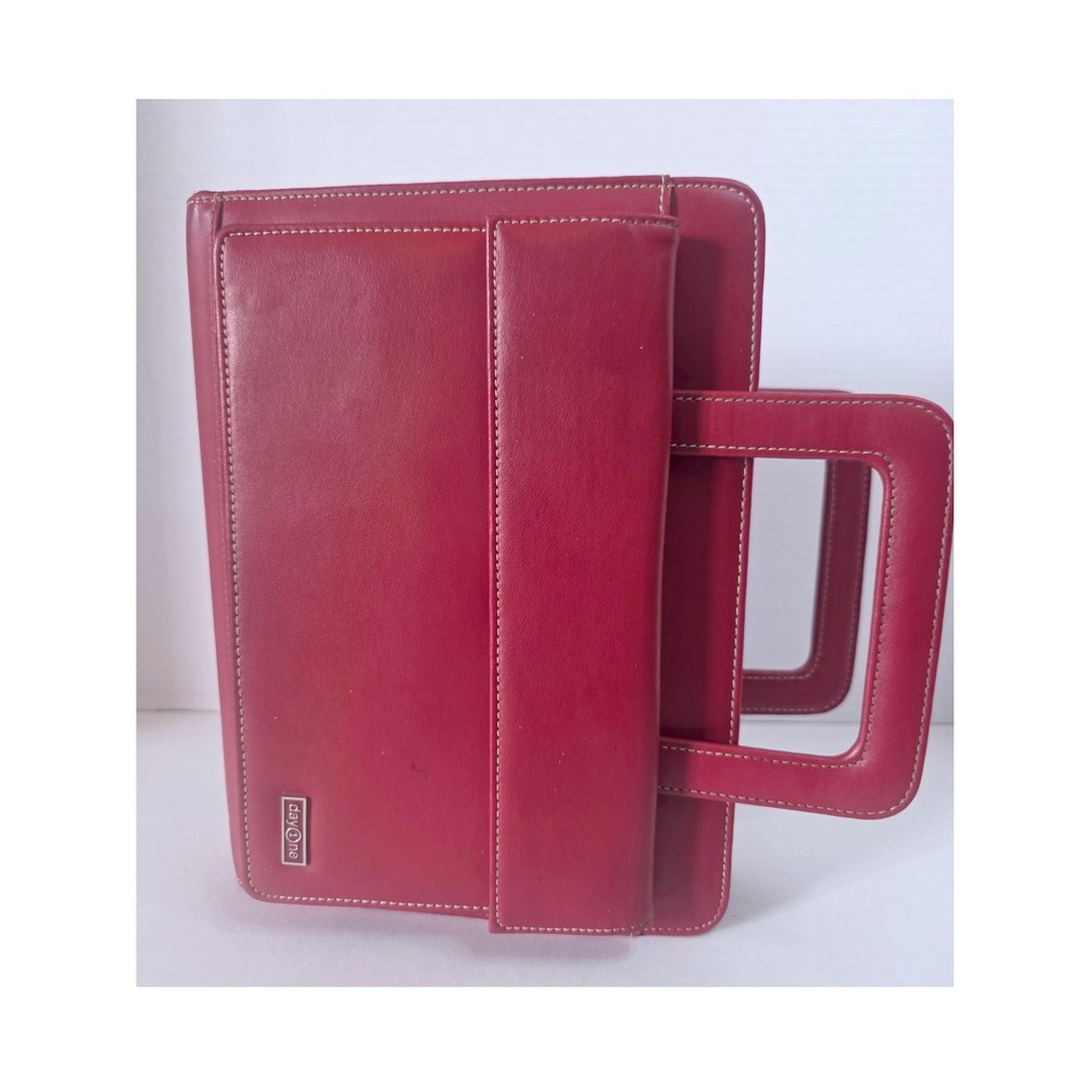 Franklin Covey Day One Red Leather Zip Around 7 Ring Planner Binder Classic Size